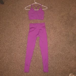 SET Active workout set in color Cupid